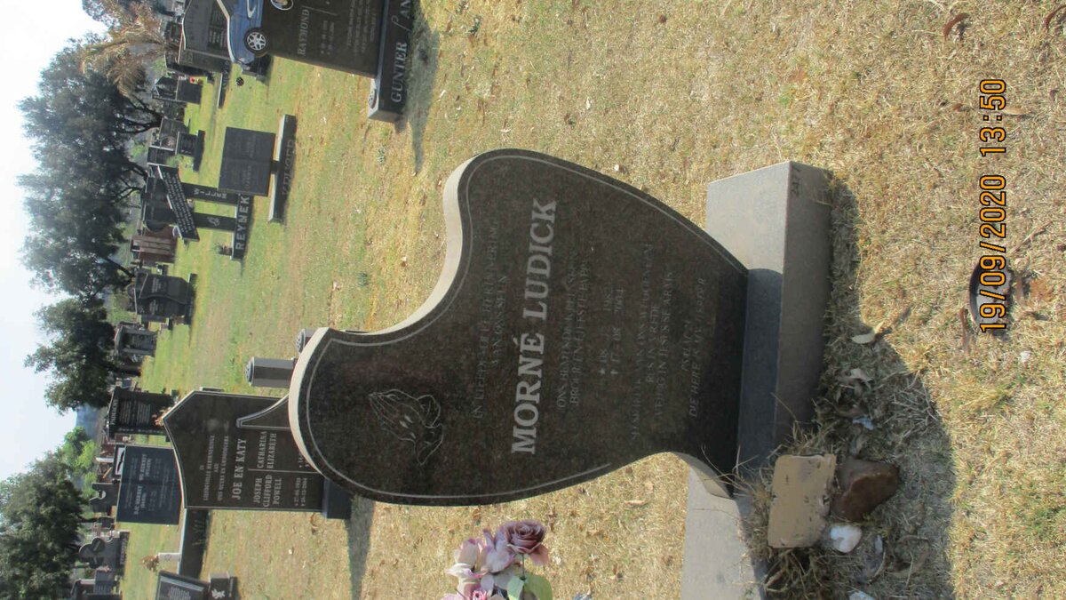 LUDICK Morne 198?-2004