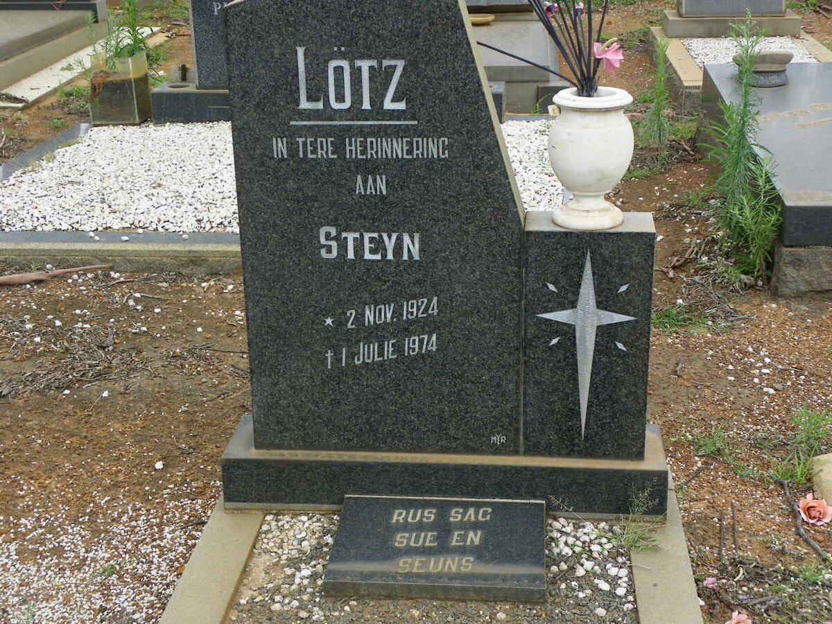 LÖTZ Steyn 1924-1974