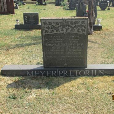 PRETORIUS Susanna Helena J.S. nee TRUTER 1884-1918 :: MEYER Catharina Regina nee KRIEL 1886-1918