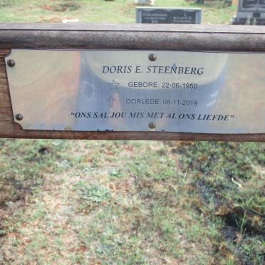 STEENBERG Doris E. 1950-2019