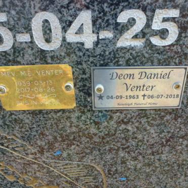 VENTER Deon Daniel 1963–2018 :: VENTER M.E. 1939–2017