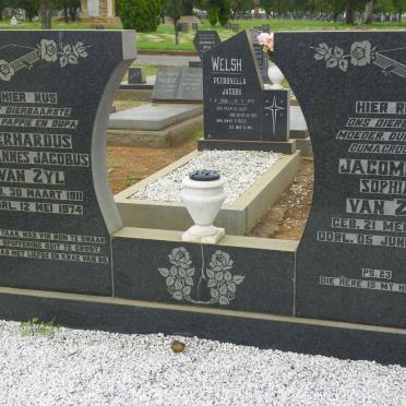 ZYL Gerhardus Johannes Jacobus, van 1911-1974 &amp; Jacomina Sophia 1917-2002