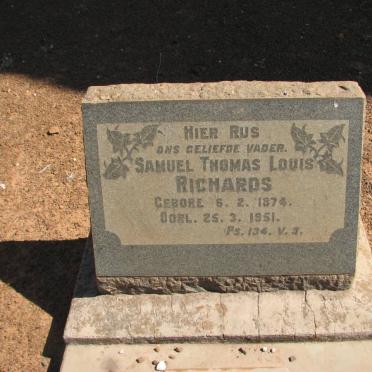 R - Vanne :: Surnames - R