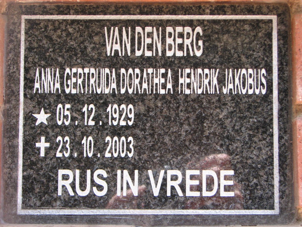 BERG Hendrik Jacobus, van der &amp; Anna Gertruida Dorathea 1929-2003