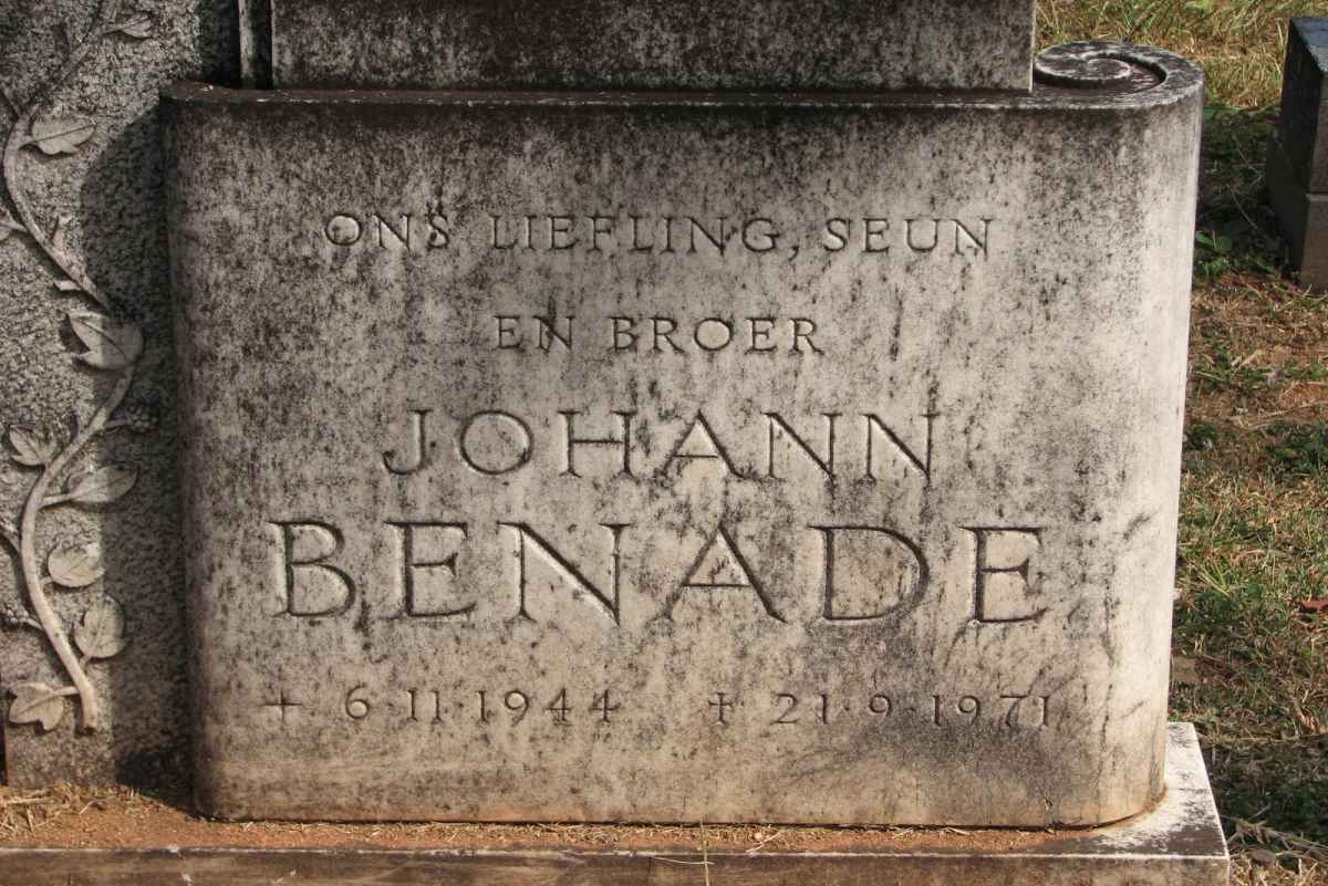 BENADE Johann 1944-1971