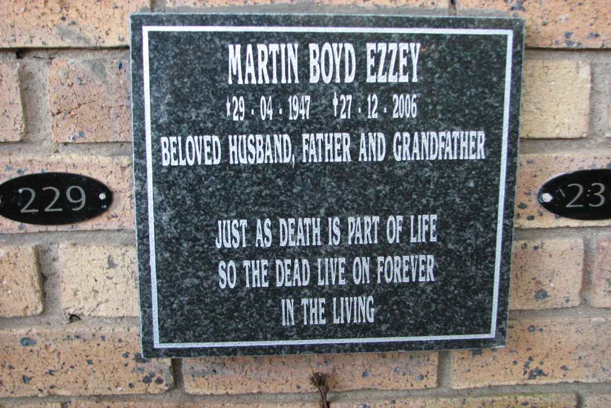 EZZEY Martin Boyd 1947-2006