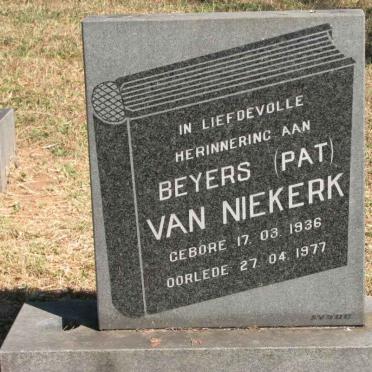 NIEKERK Beyers, van 1936-1977