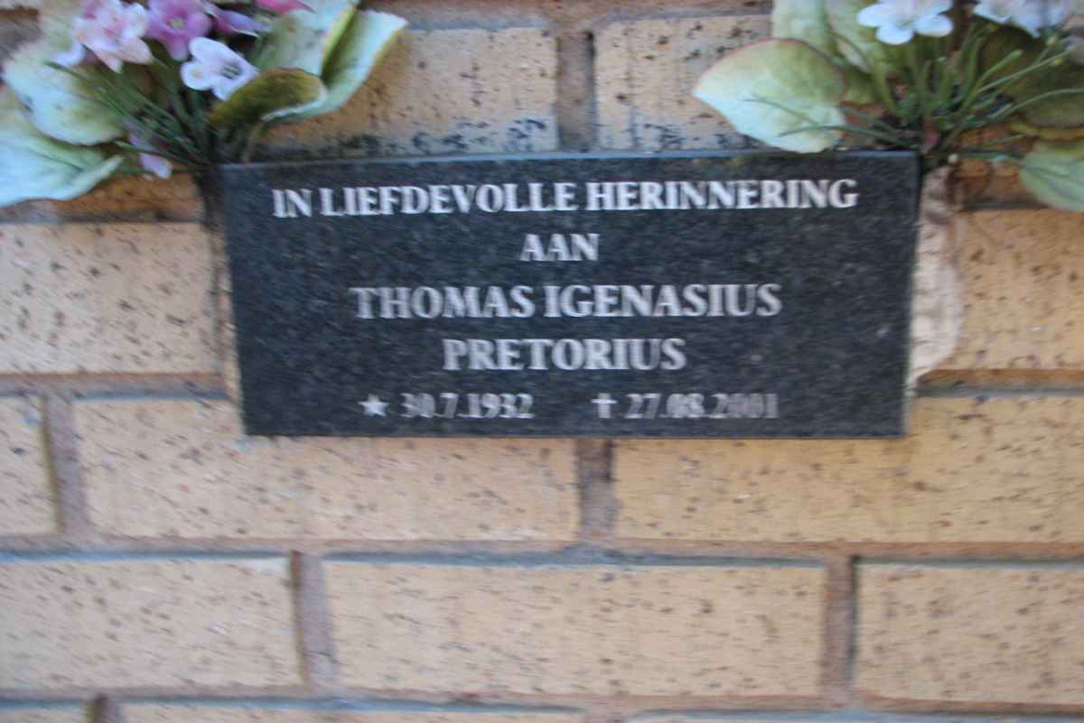 PRETORIUS Thomas Igenasius 1932-2001