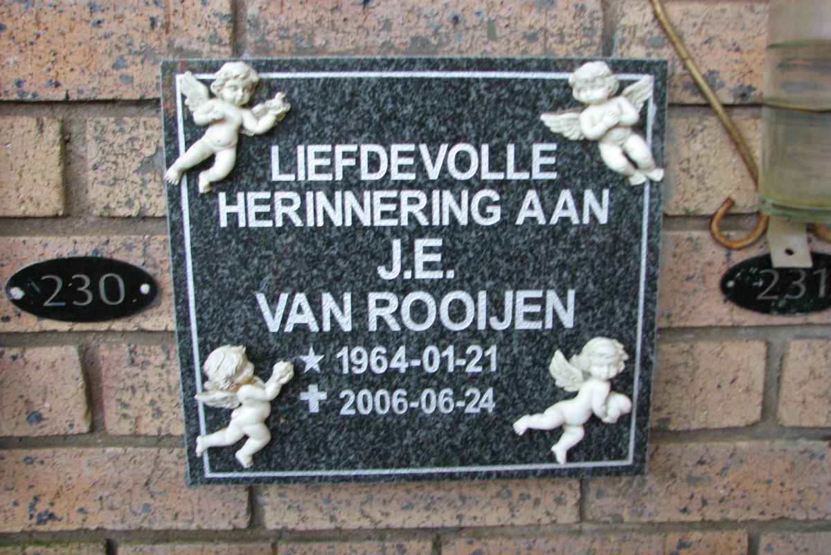 ROOIJEN J.E., van  1964-2006