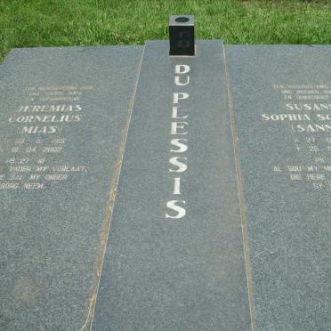 PLESSIS Jeremias Cornelius 1915-2002 &amp; Susanna Sophia SCHOON 1926-2002