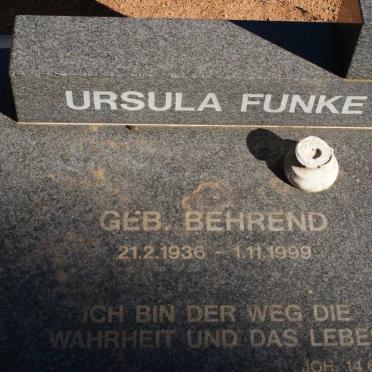 FUNKE Ursula nee BEHREND 1936-1999