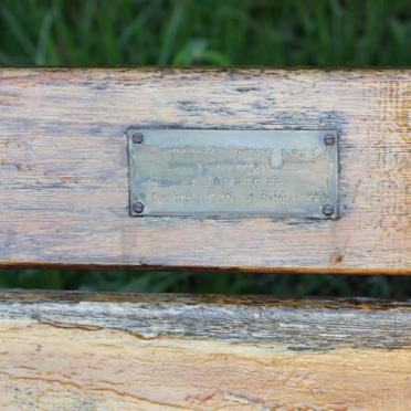 REIGLER Laura 1930-1997