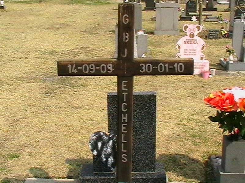 ETCHELLS G.B.J. 2009-2010