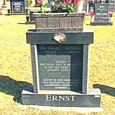 ERNST Diether 1954-2007 &amp; Hester 1954-