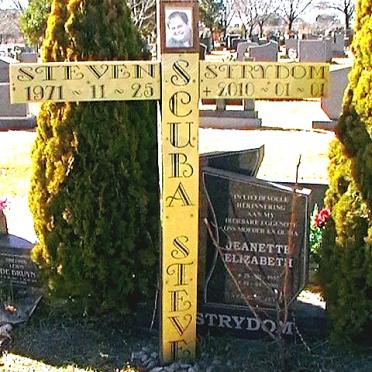 STRYDOM Jeanette Elizabeth 1952-2001 :: STRYDOM Stven 1971-2010