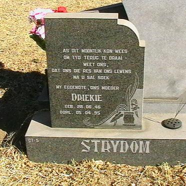 STRYDOM Driekie 1945-1995