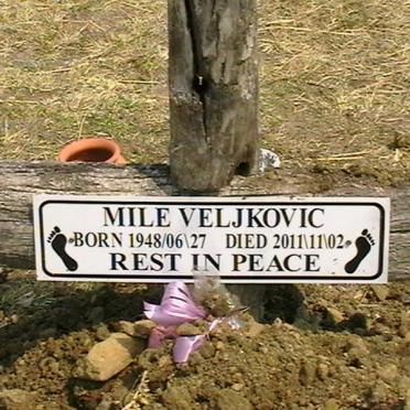 VELJKOVIC Mile 1948-2011