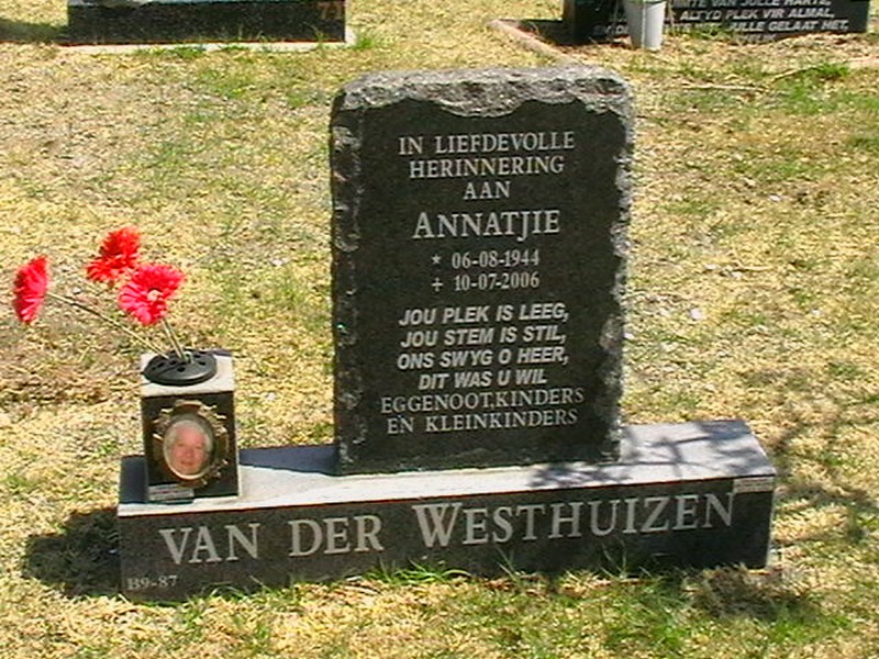 WESTHUIZEN Annatjie, van der 1944-2006