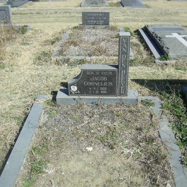 HEEVER Jacob Cornelius, van den 1922-1985