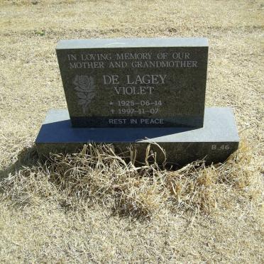 LACEY Violet, de 1925-1997