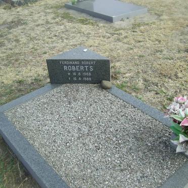 ROBERTS Ferdinand Robert 1988-1988