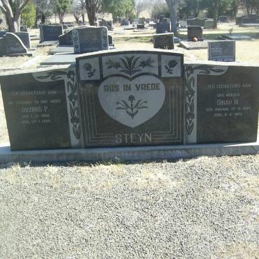 STEYN Jacobus P. 1889-1969 &amp; Dinah M. MOOLMAN 1894-1973