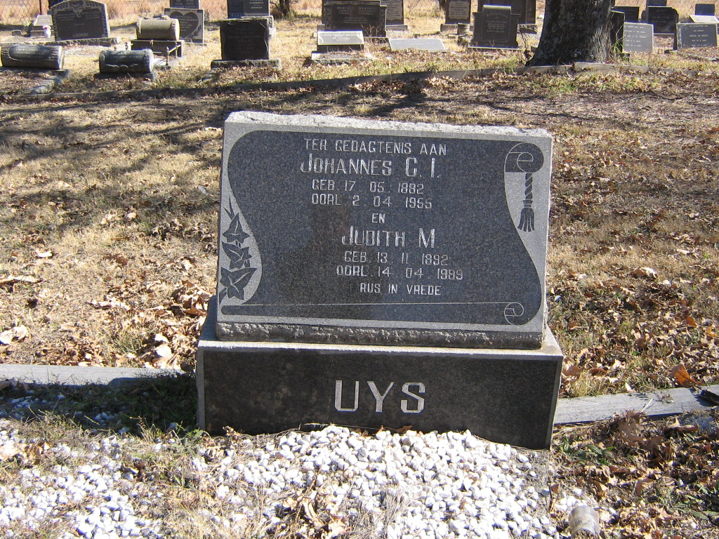 UYS Johannes C.I. 1882-1955 &amp; Judith M. 1892-1989