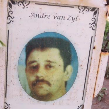 ZYL André, van 1972-2012
