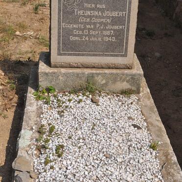 JOUBERT Theunsina nee COOPER 1887-1943
