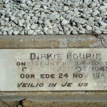 FOURIE Dirkie 1945-1945