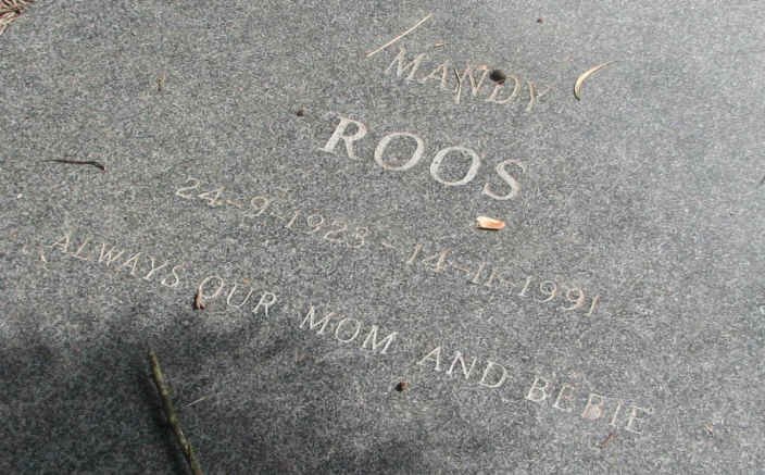 ROOS Mandy 1923-1991