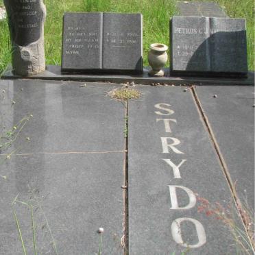 STRYDOM Pieter 1969-1986 :: STRYDOM Petrus C.J.?-? &amp; Marth? PO? ?-?