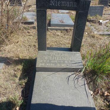 N - Vanne :: Surnames - N