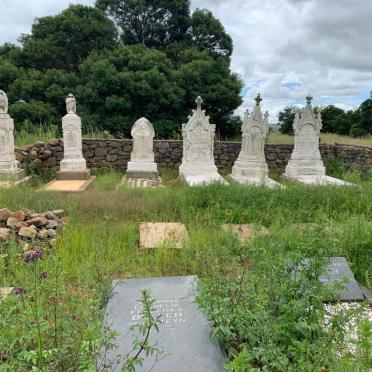 Mpumalanga, BELFAST district, Wonderfontein, Generaalsdraai 423, farm cemetery_1