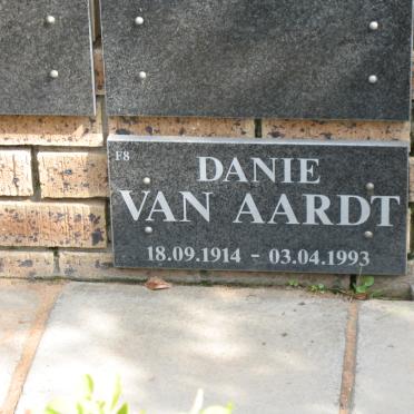 AARDT Danie, van 1914-1993