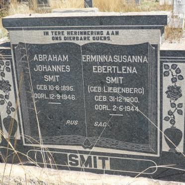 SMIT Abraham Johannes 1895-1946 &amp; Erminna Susanna Ebertlena LIEBENBERG 1900-1944 