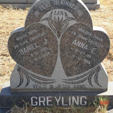 GREYLING Daniel J. 1908-1990 &amp; Anna E. 1911-1994