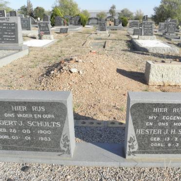 SCHULTS Gert J. 1900-1983 &amp; Hester J.H. SCHULTZ 1900-1967