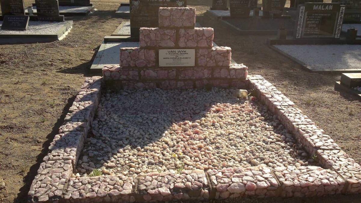 WYK Christoffel Hendrik, van 1895-1984 &amp; Maria Cornelia Elizabeth LIEBENBERG 1903-1989