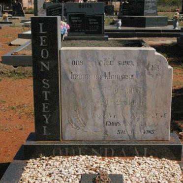 ODENDAAL Leon Steyl 1967-1989