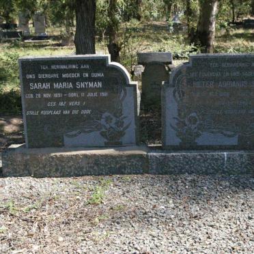SNYMAN Pieter Adrianus 18?8-1960 &amp; Sarah Maria 1897-1981