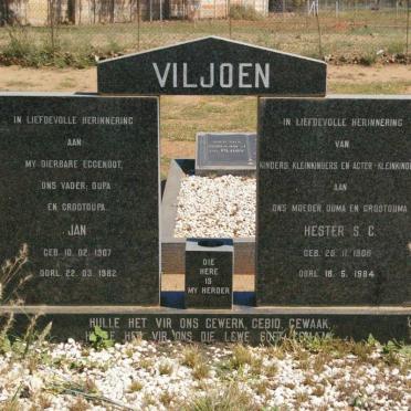 VILJOEN Jan 1907-1982 &amp; Hester S.C. 1906-1984