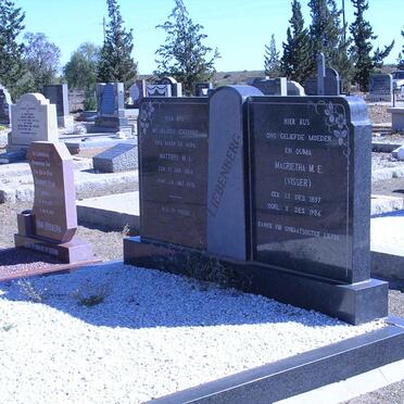LIEBENBERG Mathys M.L. 1884-1976 &amp; Magrietha M.E. VISSER 1897-1986