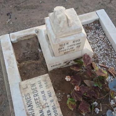 HEERDEN Johannes L., van 1941-1944