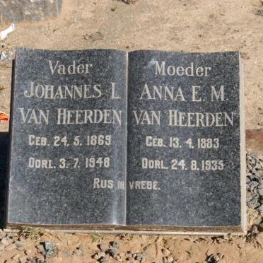 HEERDEN Johannes L., van 1869-1948 &amp; Anna E.M. 1883-1935