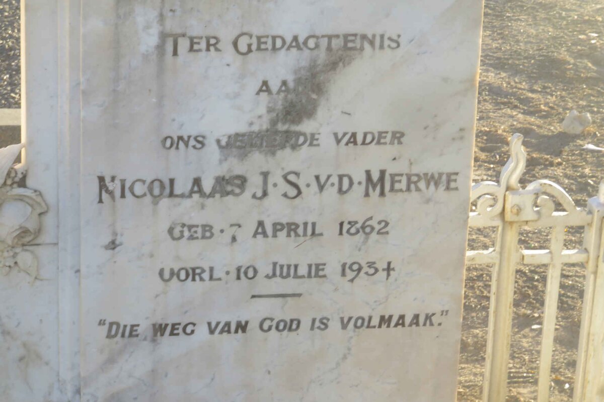 MERWE Nicolaas J.S., v.d. 1862-1934 &amp; Jeanne Francoise VAN NIEKERK 1863-1925