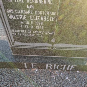 RICHE Valerie Elizabeth, le 1939-1943