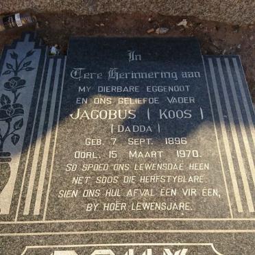 ROUX Jacobus 1896-1970 &amp; Marianne V.D. MERWE 1901-1980