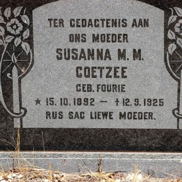 COETZEE Susanna M.M. nee FOURIE 1892-1925