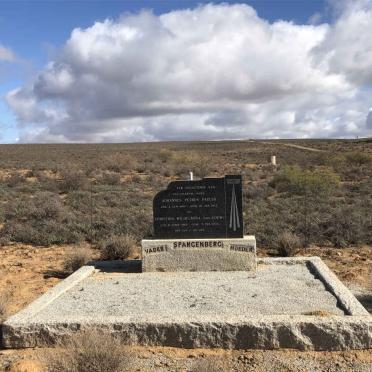 Northern Cape, CALVINIA district, Nieuwoudtville, Oudemuur 619, farm cemetery